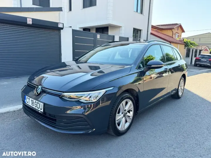 Volkswagen Golf VIII