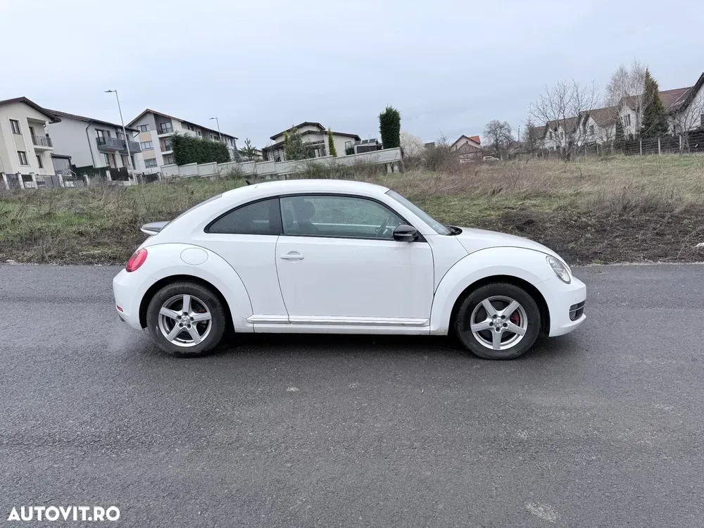 Volkswagen Beetle 2.0 TSI DSG Exclusive Sport — imagine 2