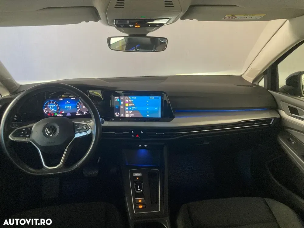 Volkswagen Golf VIII 1.5 eTSI ACT DSG MHEV Life — imagine 6