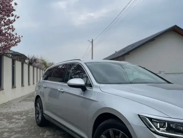 Volkswagen Passat B8 2.0 TDI Highline