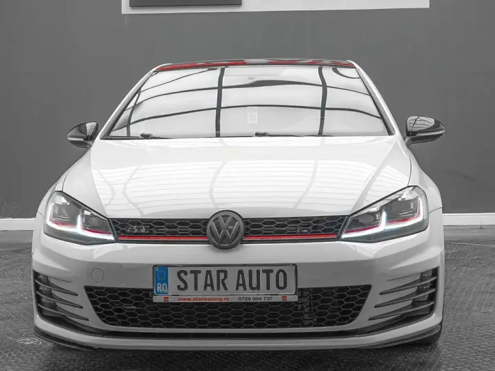 Volkswagen Golf VII 2.0 TSI DSG GTI