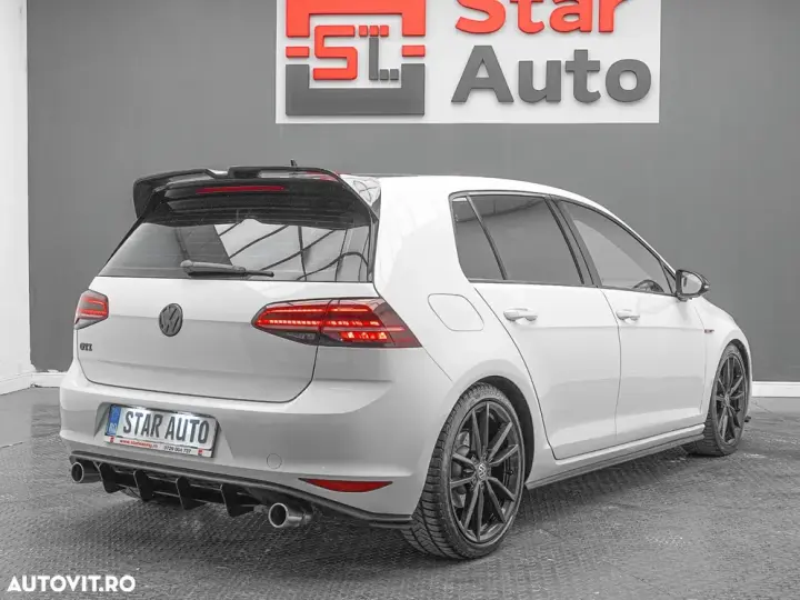 Volkswagen Golf VII 2.0 TSI DSG GTI