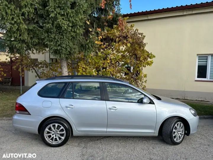 Volkswagen Golf VI 1.6 TDI DPF Comfortline
