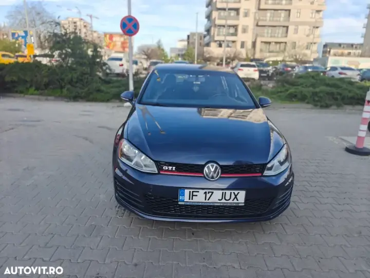 Volkswagen Golf VII 2.0 GTI DSG