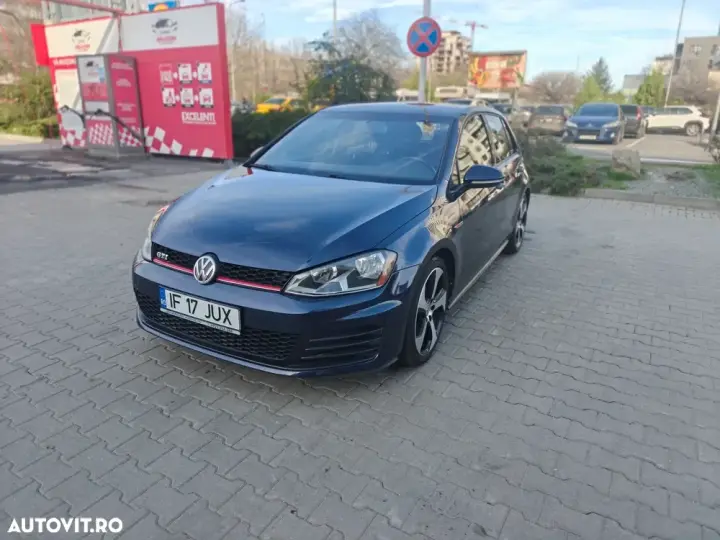 Volkswagen Golf VII 2.0 GTI DSG