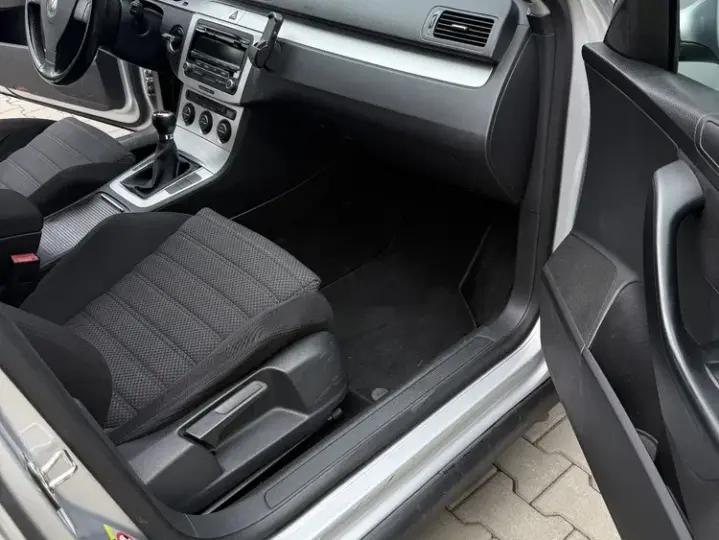 Volkswagen Passat B6 2.0TDI Comfortline DPF