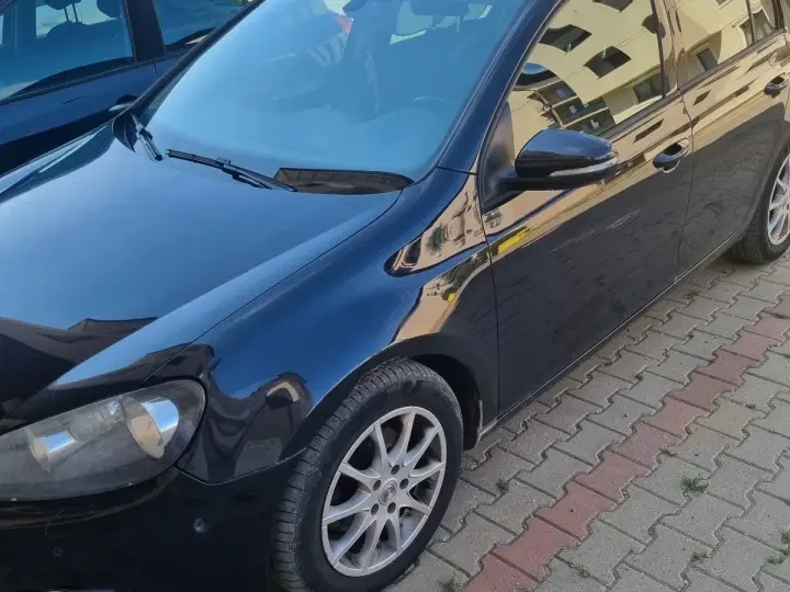 Volkswagen Golf 1.6 TDI DPF Comfortline