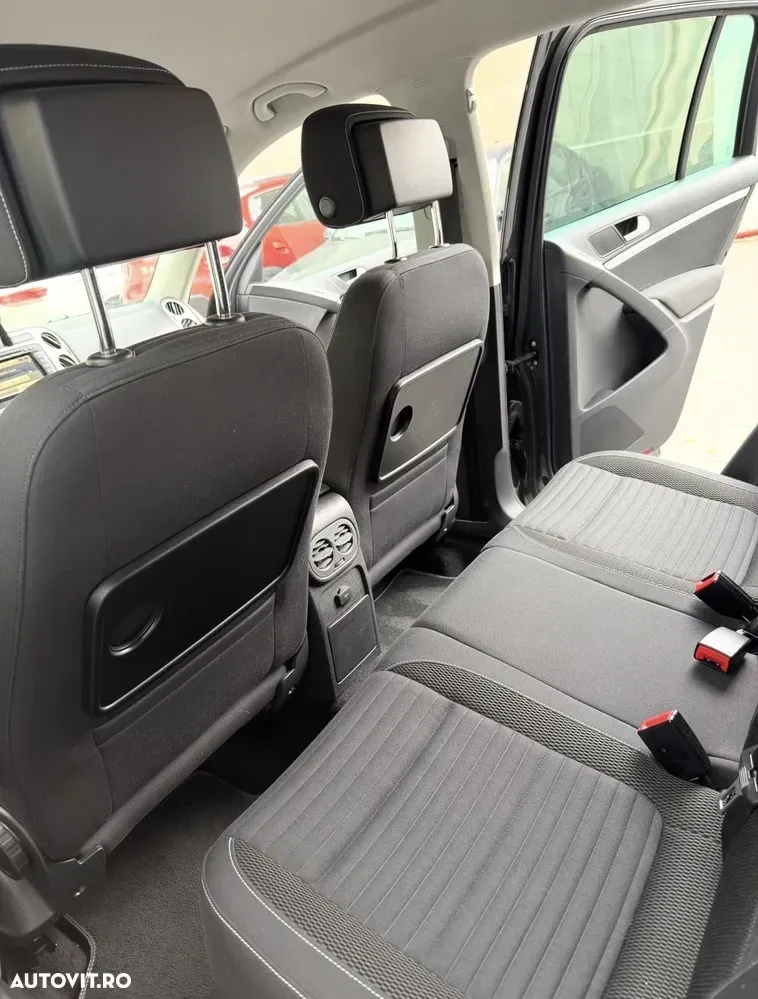 Volkswagen Tiguan I 2.0 TDI DPF 4Motion BlueMotion Technology DSG Sport & Style — imagine 4