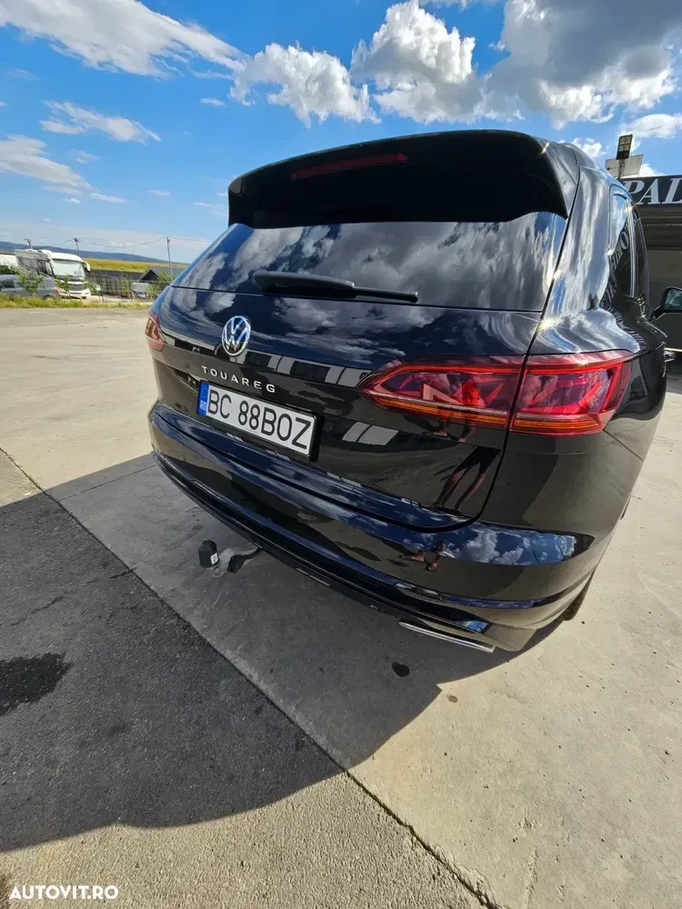 Volkswagen Touareg III V6 TDI R-Style — imagine 3