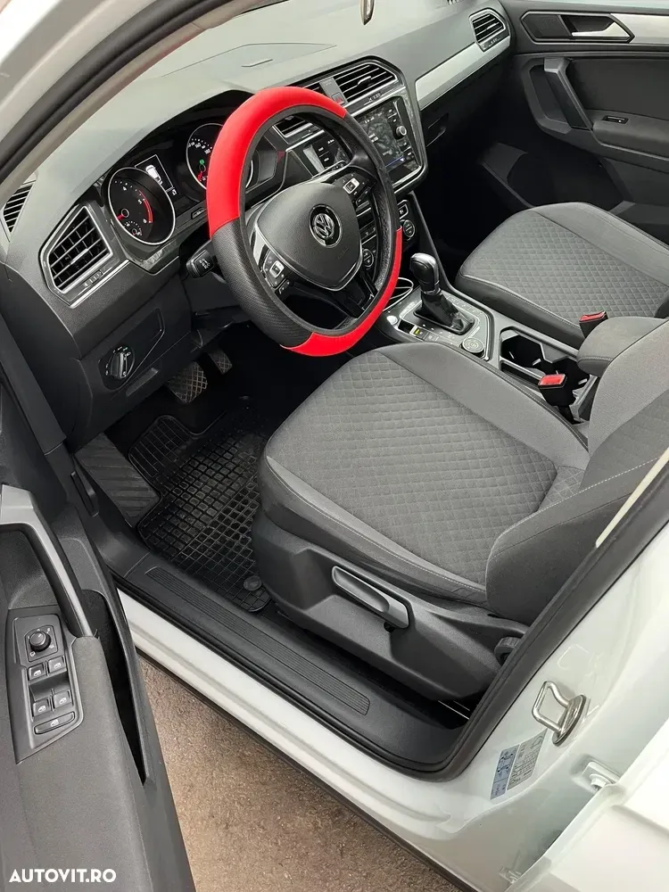 Volkswagen Tiguan II 2.0 TDI 4Mot DSG Comfortline — imagine 4