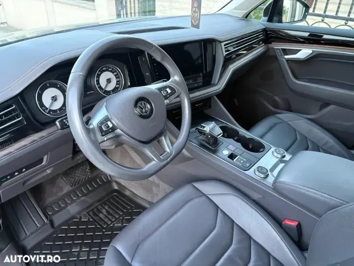 Volkswagen Touareg III 3.0 V6 TDI BMT Terrain Tech