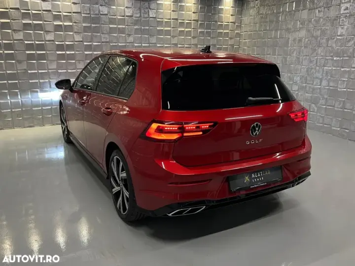 Volkswagen Golf VIII 2.0 TDI SCR DSG R-Line