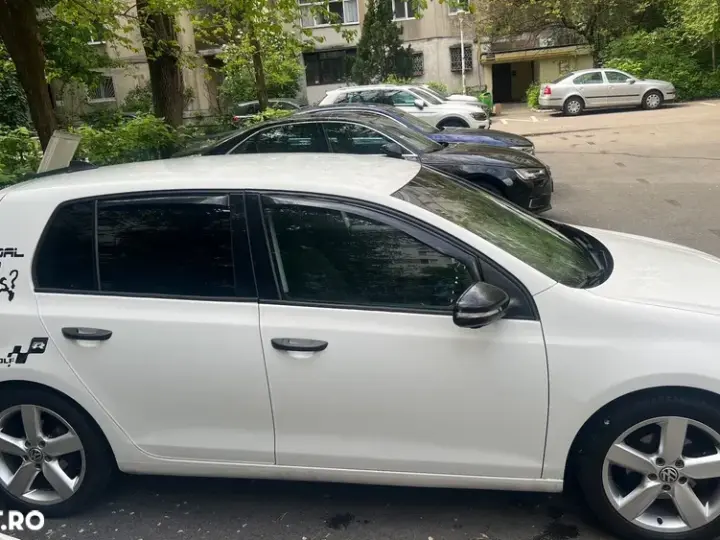 Volkswagen Golf VI