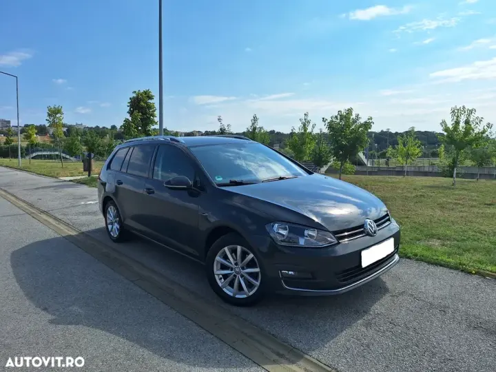 Volkswagen Golf VII 1.6 TDI BlueMotion Technology DSG Lounge