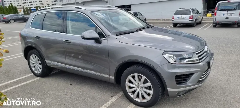 Volkswagen Touareg II 3.0 V6 TDI SCR Blue Motion DPF Automatik Terrain Tech Exclusive — imagine 2
