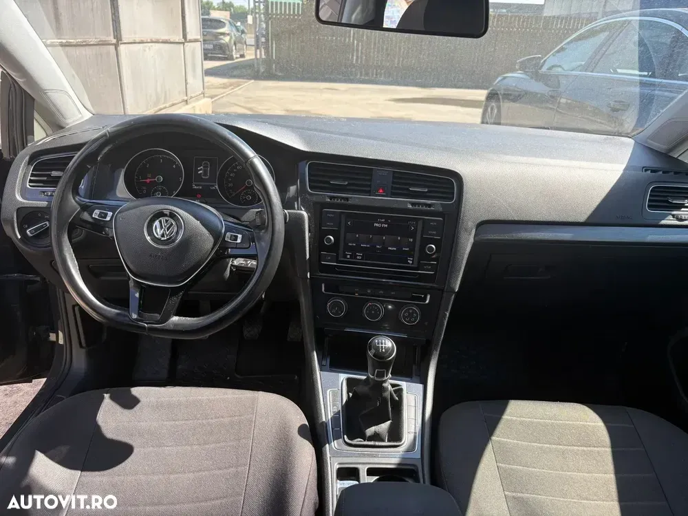 Volkswagen Golf VII 1.6 TDI Trendline — imagine 2