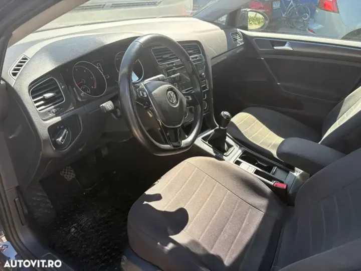 Volkswagen Golf VII 1.6 TDI Trendline