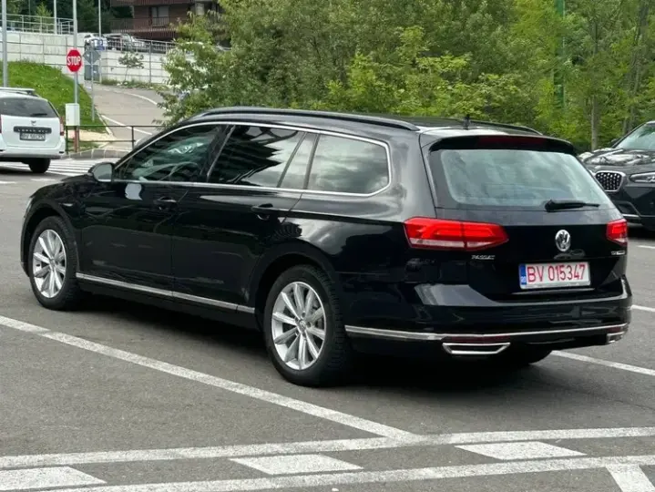 Volkswagen Passat 1.6 TDI DSG Comfortline