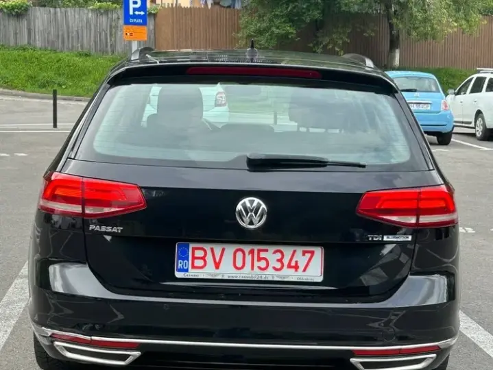 Volkswagen Passat 1.6 TDI DSG Comfortline