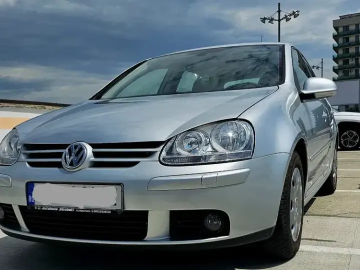 Volkswagen Golf V