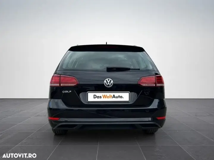 Volkswagen Golf VII