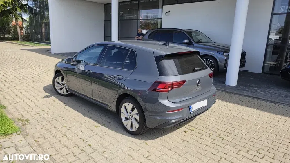 Volkswagen Golf VIII 1.5 TSI Advanced — imagine 3
