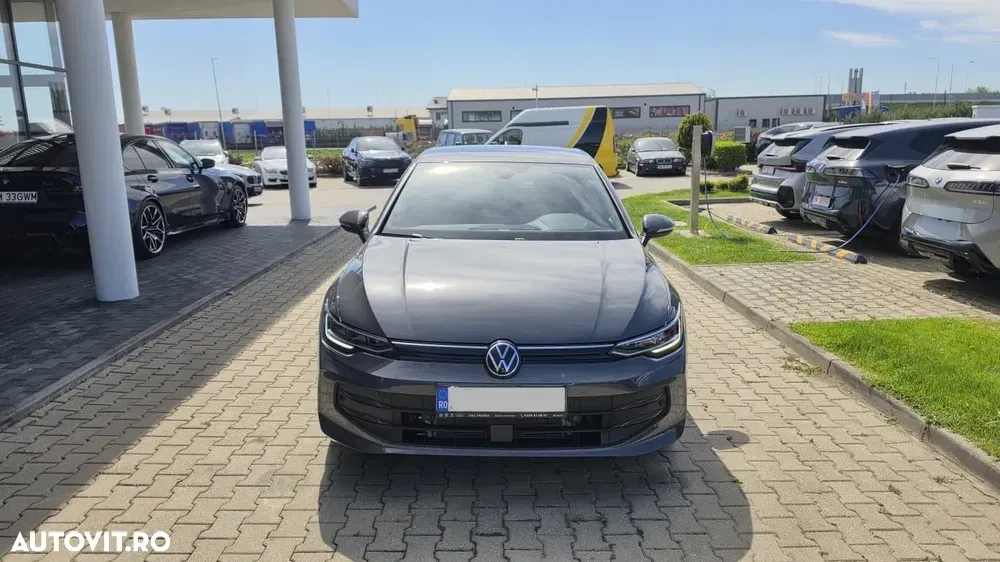 Volkswagen Golf VIII 1.5 TSI Advanced — imagine 4