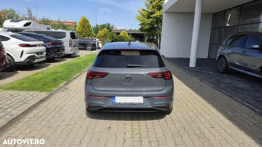 Volkswagen Golf VIII 1.5 TSI Advanced — imagine 5