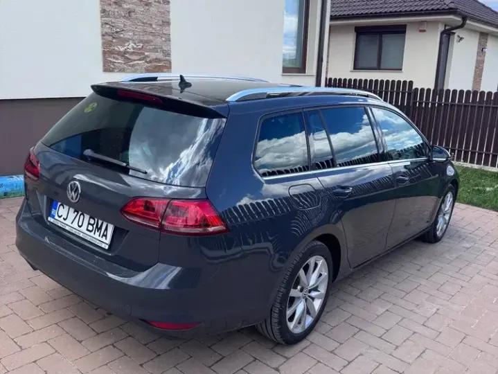 Volkswagen Golf VII