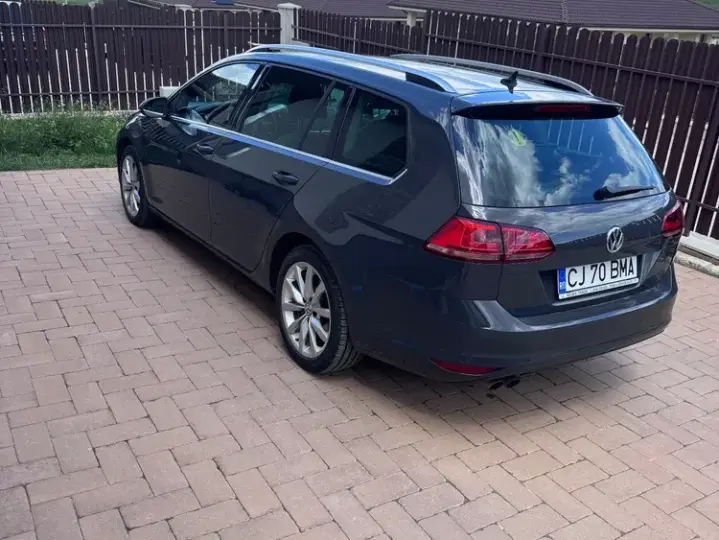 Volkswagen Golf VII
