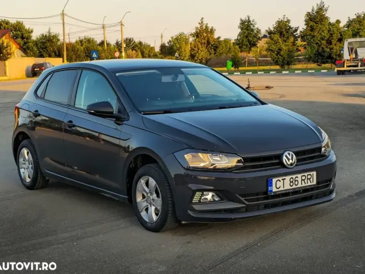 Volkswagen Polo VI 1.0 Trendline