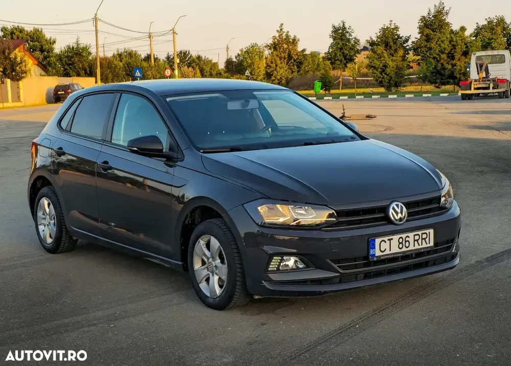 Volkswagen Polo VI 1.0 Trendline — imagine 2