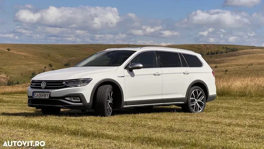 Volkswagen Passat Alltrack B8 2.0 TDI DSG 4Motion — imagine 4