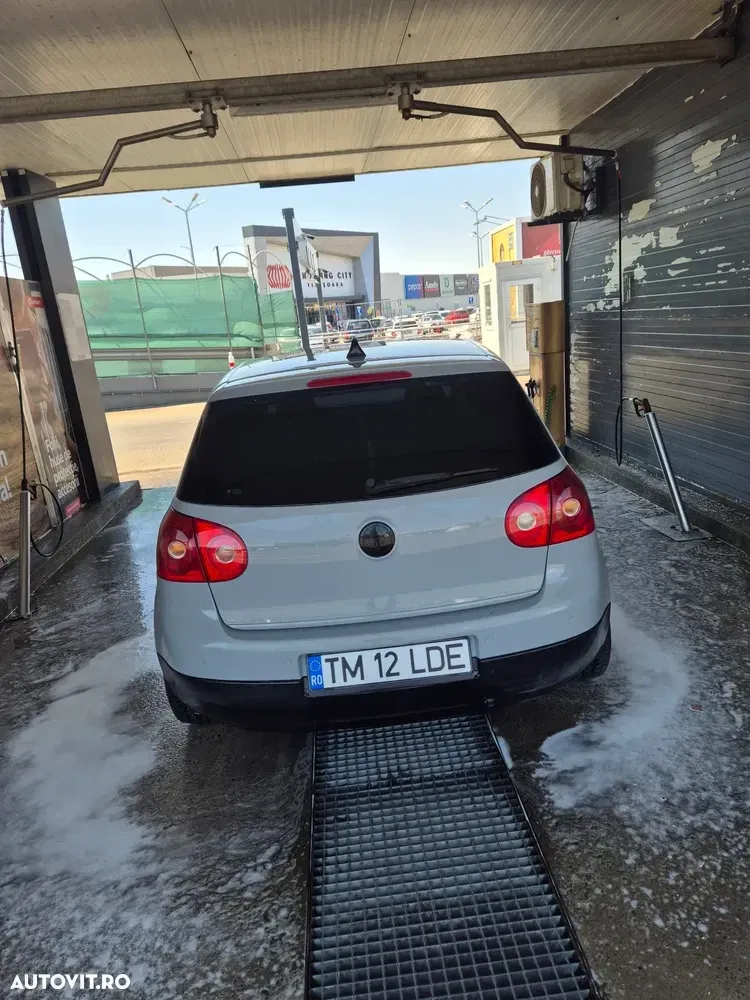 Volkswagen Golf V 1.9 TDI Individual — imagine 3