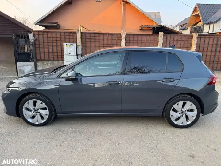 Volkswagen Golf VIII 1.5 TSI Advanced