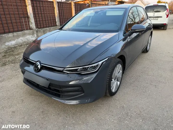 Volkswagen Golf VIII 1.5 TSI Advanced