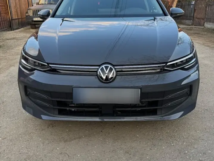 Volkswagen Golf VIII 1.5 TSI Advanced