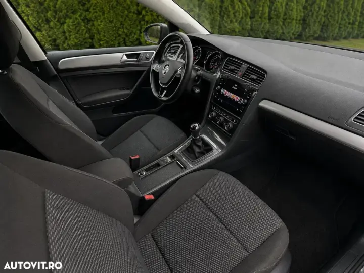 Volkswagen Golf VII