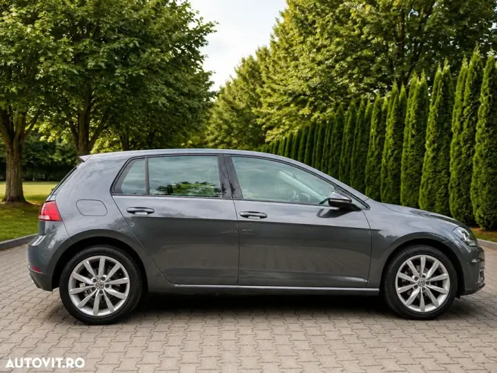 Volkswagen Golf VII
