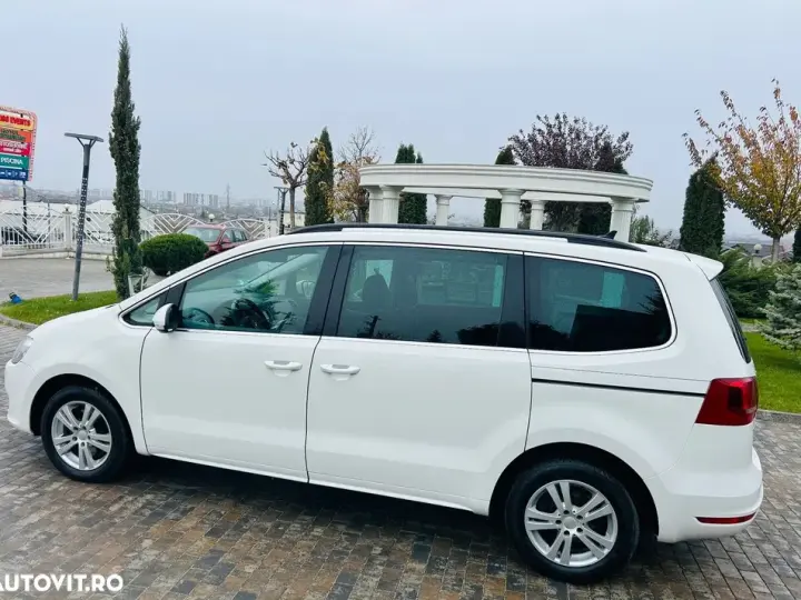 Volkswagen Sharan II 2.0 TDI DSG BlueMotion Technology Highline