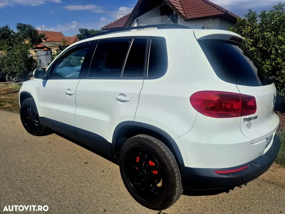Volkswagen Tiguan I 2.0 TDI DPF 4Mot Trendline — imagine 3