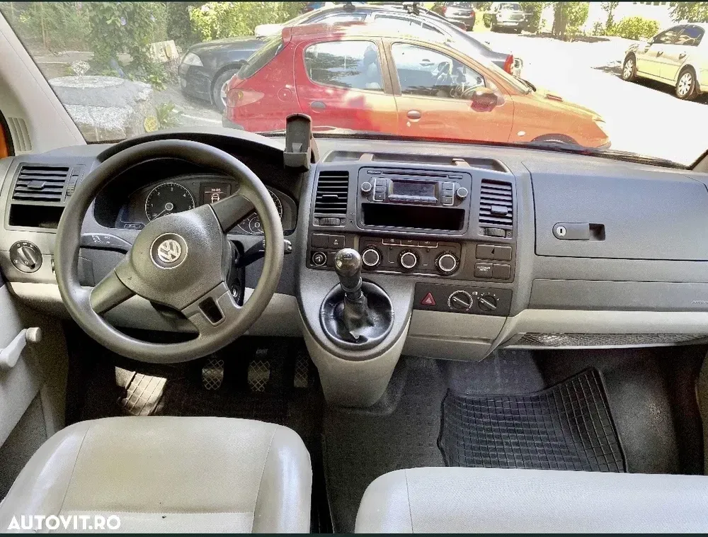 Volkswagen Transporter T5 — imagine 3