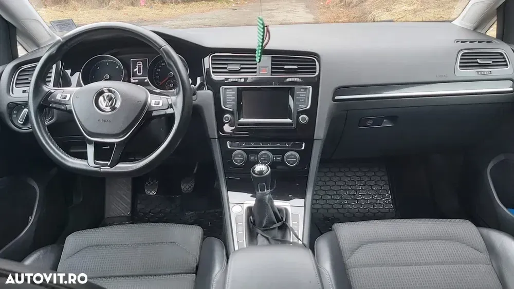 Volkswagen Golf VII 2.0 TDI BMT Highline — imagine 3