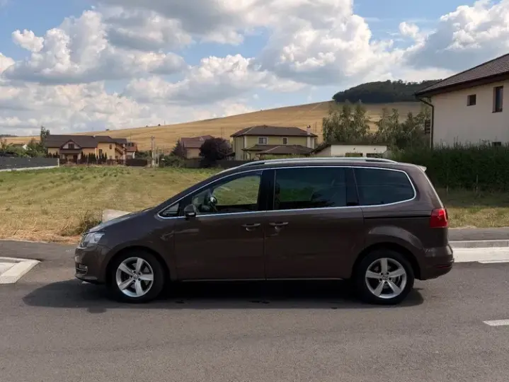 Volkswagen Sharan II 2.0 TDI DSG BlueMotion Technology Comfortline