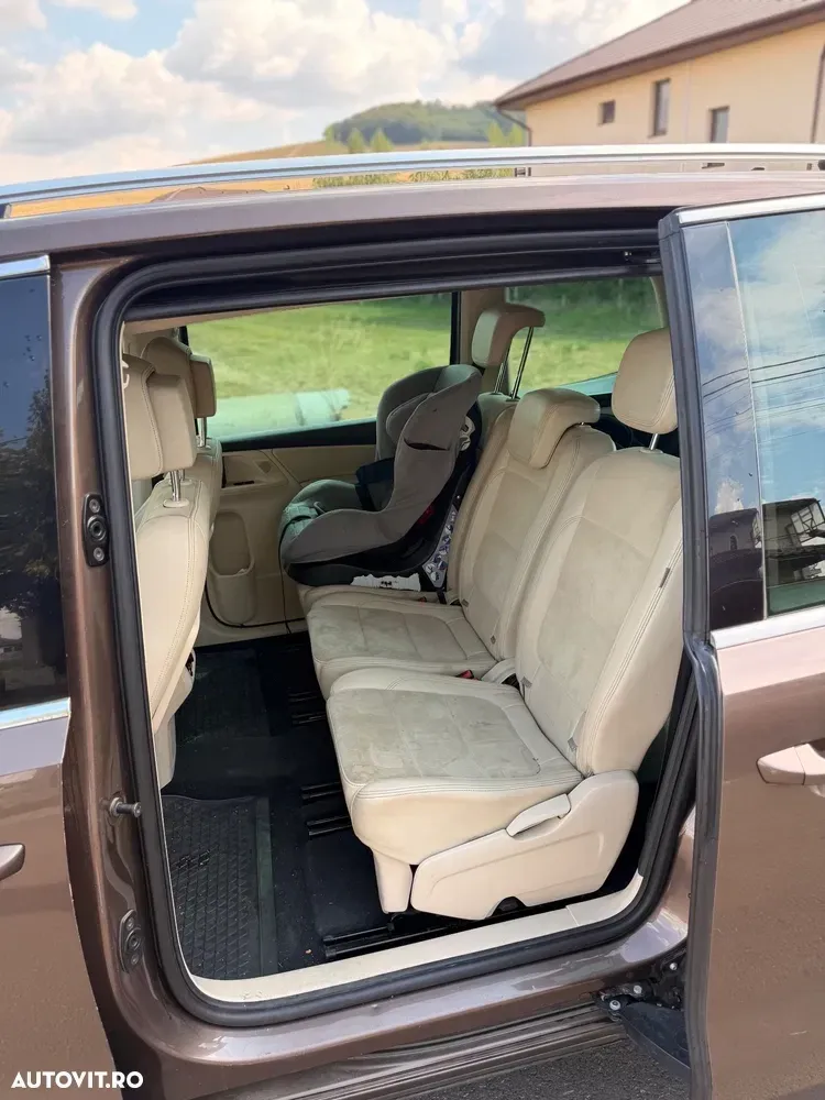 Volkswagen Sharan II 2.0 TDI DSG BlueMotion Technology Comfortline — imagine 3