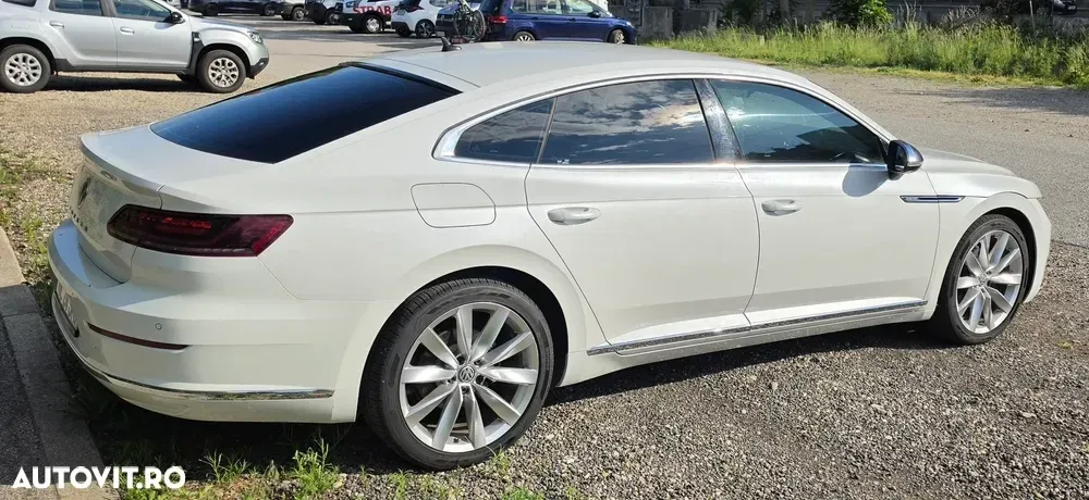 Volkswagen Arteon 2.0 TDI DSG Elegance — imagine 2