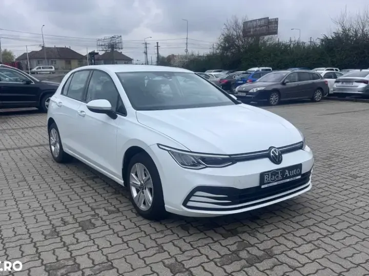 Volkswagen Golf VIII