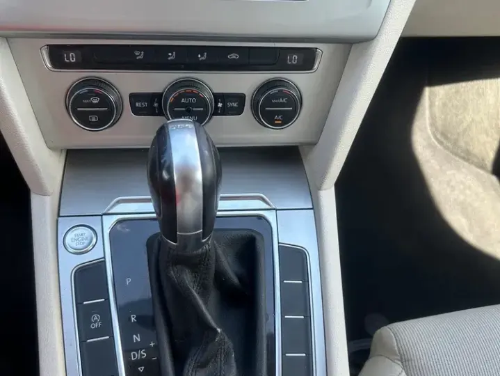 Volkswagen Passat B8 2.0 TDI DSG Highline