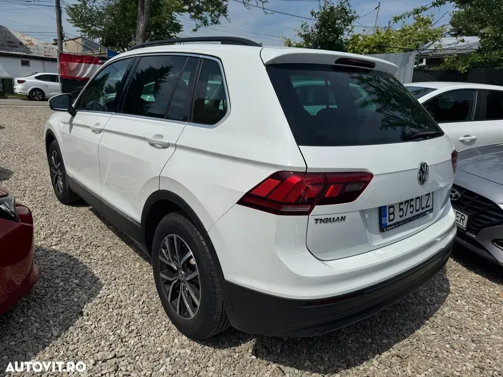 Volkswagen Tiguan 2.0 TDI DPF DSG Comfortline — imagine 4
