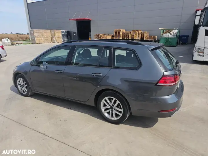 Volkswagen Golf VII 2.0 TDI DSG Comfortline